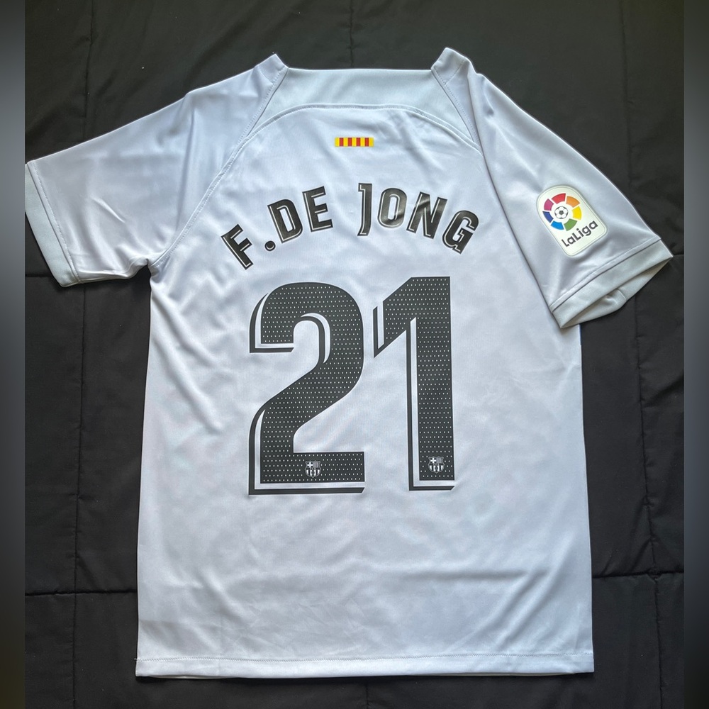 Frankie De Jong #21 Small Barcelona Third Jersey 2022 Grey